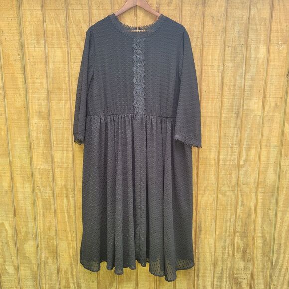 Torrid Black Textured Chiffon Lace Inset Midi Dress Womens Size 3/22-24/3X - Picture 1 of 13